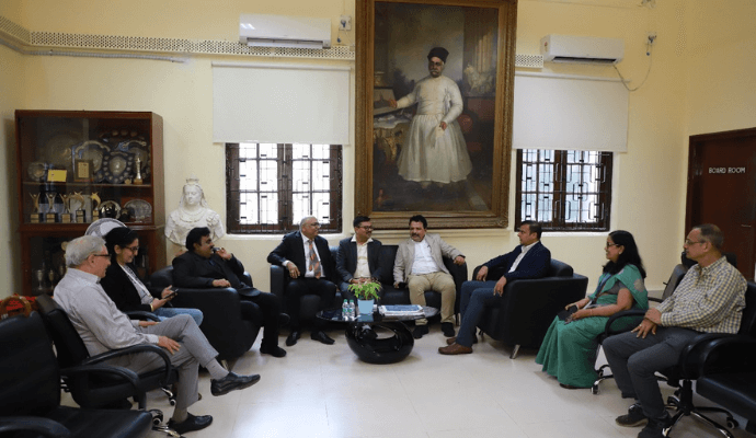 Digniteries-directors-room